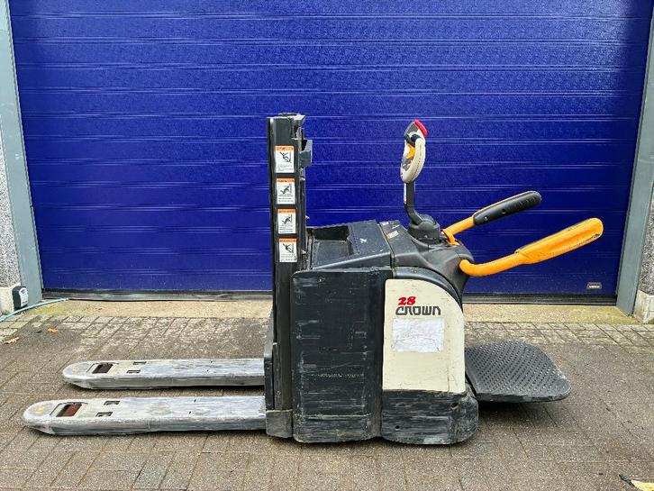 Gerbeur électrique Crown, Articles professionnels, Machines & Construction | Chariots élévateurs & Transport interne, Empileur