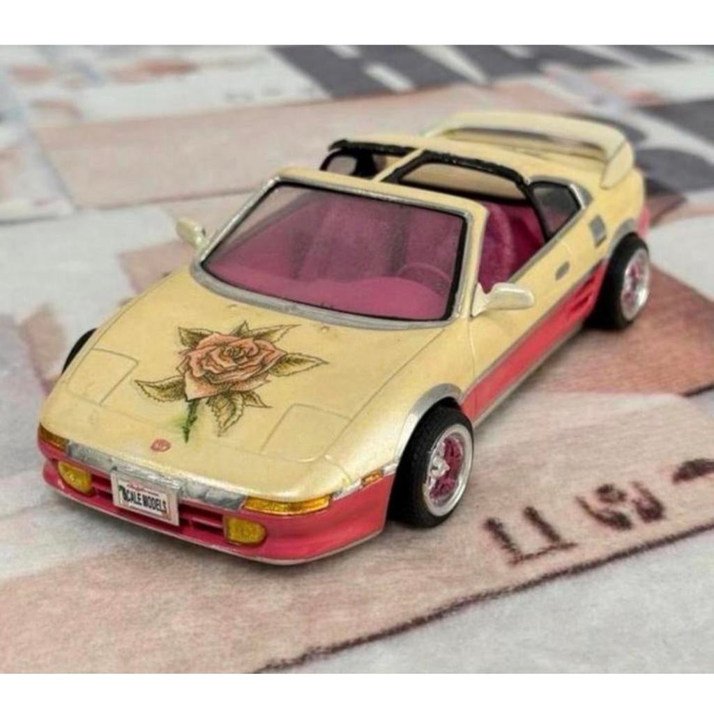 1:24 Toyota MR2 SW20 USA girl power custom white pink 1991, Hobby en Vrije tijd, Modelauto's | 1:24, Zo goed als nieuw, Auto, Ophalen of Verzenden
