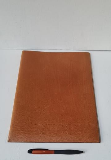 Delvaux documenten map Fine Fleur beschikbaar voor biedingen