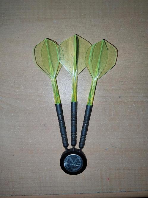 Winmau Michael van Gerwen exact 24 gram, Sport en Fitness, Darts, Zo goed als nieuw, Pijlen, Ophalen