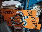 Planche murale tortue welcome to paradise 70x40 en bois, Antiek en Kunst, Kunst | Beelden en Houtsnijwerken, Ophalen of Verzenden