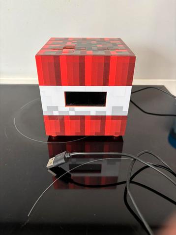 Wekker/nachtlamp Minecraft beschikbaar voor biedingen