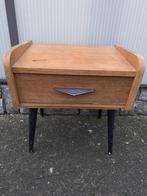 Tafeltje, Huis en Inrichting, Tafels | Bijzettafels, Gebruikt, Vintage, 55 tot 75 cm, Rechthoekig