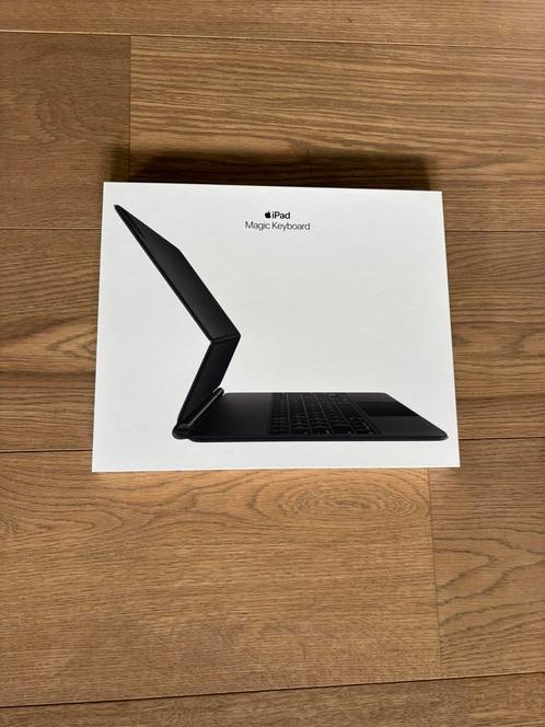 Magic Keyboard, Computers en Software, Toetsenborden, Zo goed als nieuw, Azerty, Ophalen