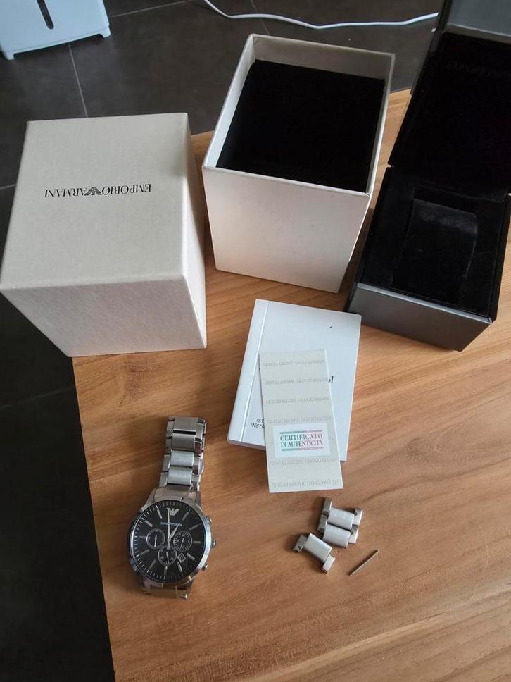 Horloge Armani in heel goede staat., Handtassen en Accessoires, Horloges | Heren, Zo goed als nieuw, Ophalen