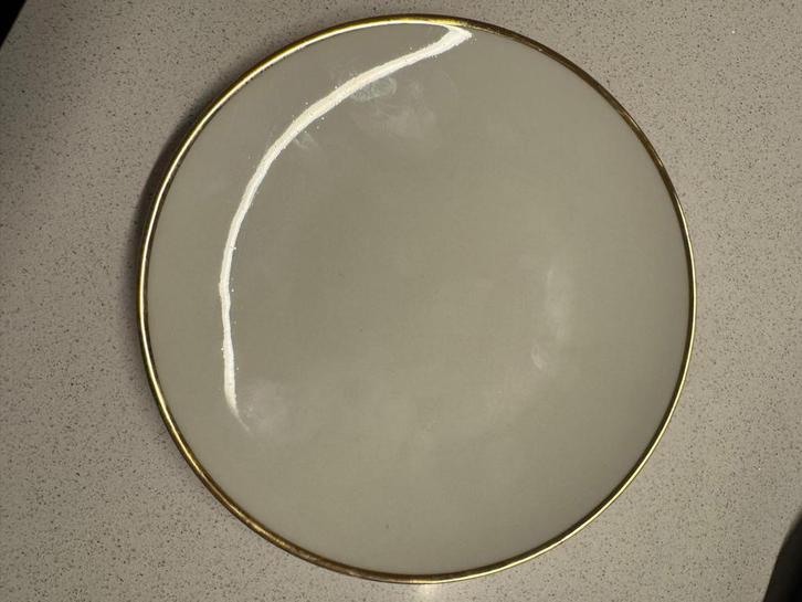 Lot de 8 assiettes porcelaine Mitterteich Bavaria filet doré, Antiquités & Art, Antiquités | Assiettes décoratives & Carrelages