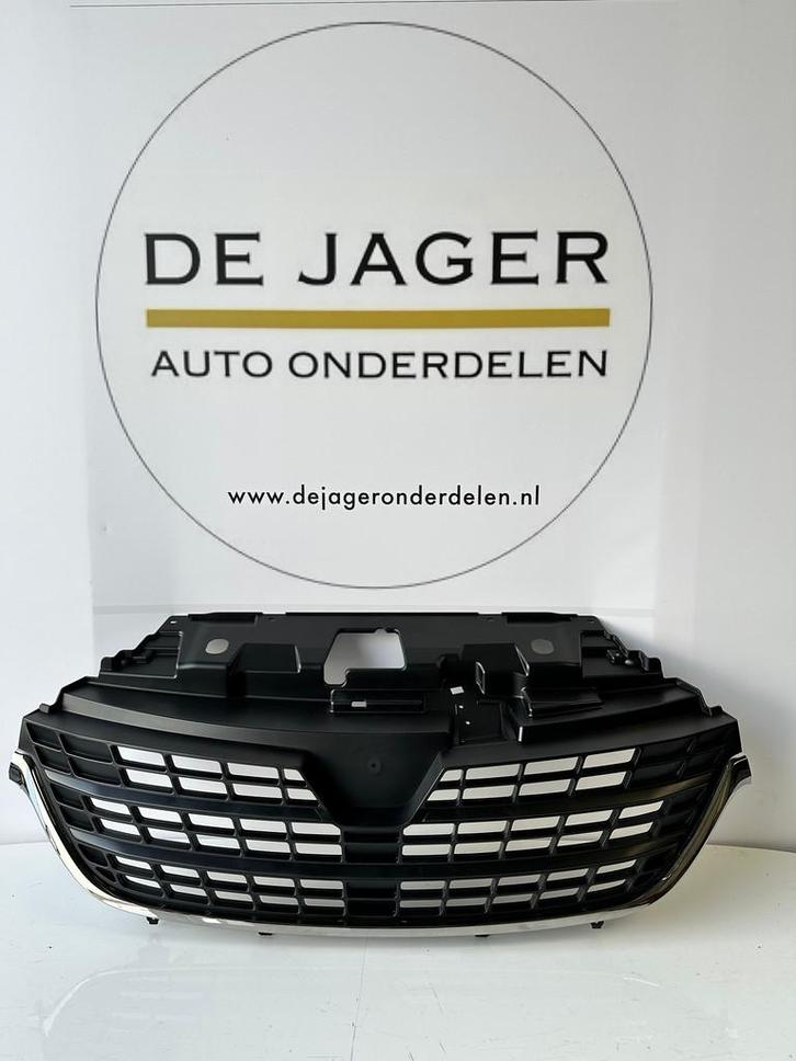 RENAULT TRAFIC III 3 FACELIFT GRIL GRILLE 623105226R, Auto-onderdelen, Carrosserie, Renault, Voor, Gebruikt