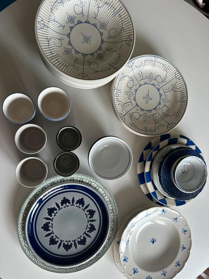 Grote collectie blauw wit servies, Royal Boch etc., Antiek en Kunst, Antiek | Servies compleet, Ophalen