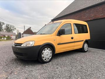 Opel Combo 1.4 benzine, 2004 bouwjaar, 183.000 kilometres, Auto's, Opel, 4 deurs, Monovolume, Overige kleuren, Bedrijf