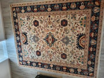 Afghaans Handgeknoopt tapijt  beschikbaar voor biedingen