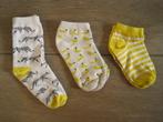 Lot 3 paires de chaussettes jaune blanc taille 31 - 34, Chaussettes, Fille, Utilisé, Enlèvement ou Envoi
