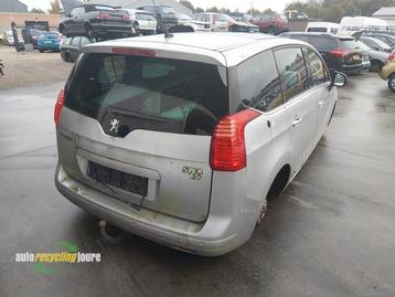 Achterbumper van een Peugeot 5008 beschikbaar voor biedingen