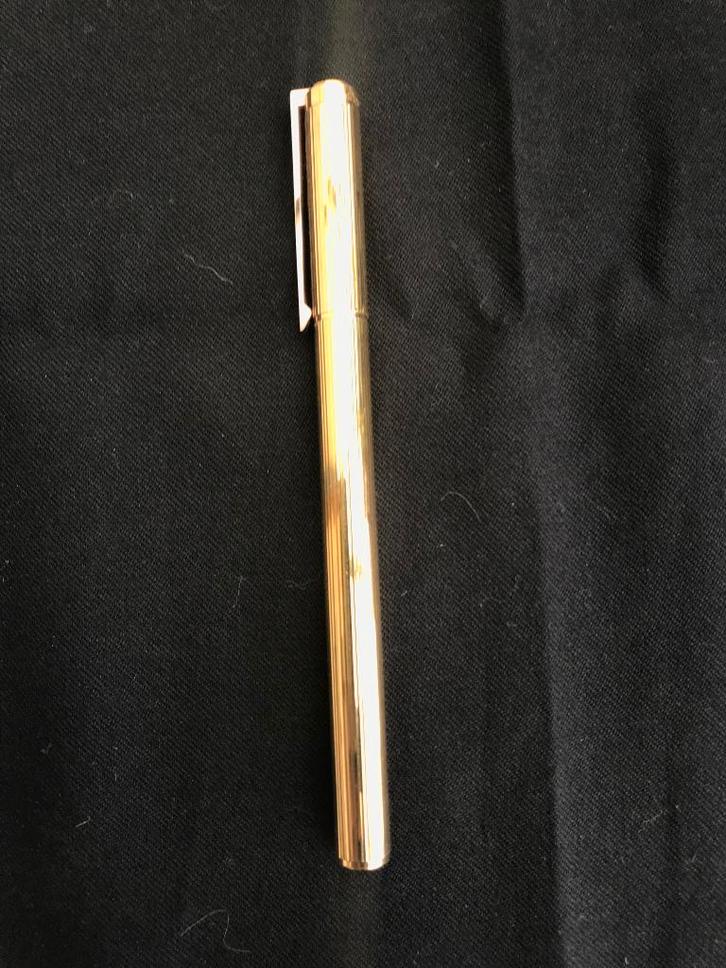 S.T. Dupont Paris Geel gouden Vulpen, Collections, Stylos, Comme neuf, Stylo, Autres marques, Enlèvement