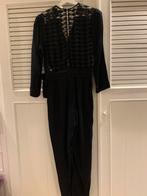 Zwarte jumpsuit met kant Sandro 36, Vêtements | Femmes, Combinaisons, Enlèvement ou Envoi, Neuf, Taille 36 (S)