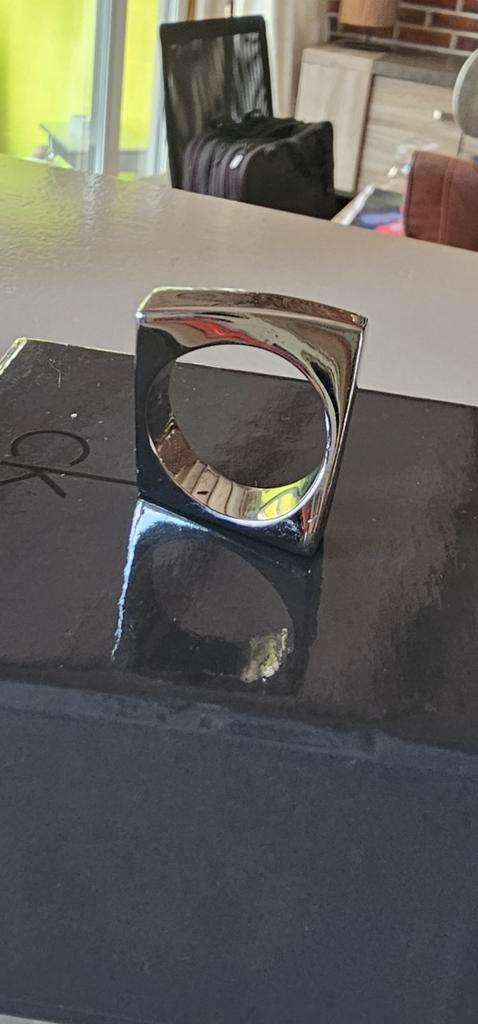 Lot de 4 bagues Calvin Klein taille 17, Handtassen en Accessoires, Ringen, Zo goed als nieuw, Ophalen of Verzenden
