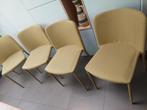 20 € voor Set van 4 gele stoelen met linnen bekleding, Huis en Inrichting, Vier, Gebruikt, Metaal, Strak, modern