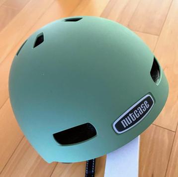 Fietshelm NUTCASE  beschikbaar voor biedingen