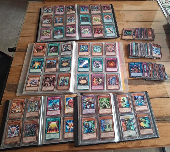 Mooi groot lot / verzameling Yu-Gi-Oh kaarten + 800 stuks, Hobby en Vrije tijd, Verzamelkaartspellen | Yu-gi-Oh!, Zo goed als nieuw