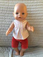 79. Babyborn: Nieuw mouwloos bloesje met rood broekje, Ophalen of Verzenden, Nieuw, Babypop