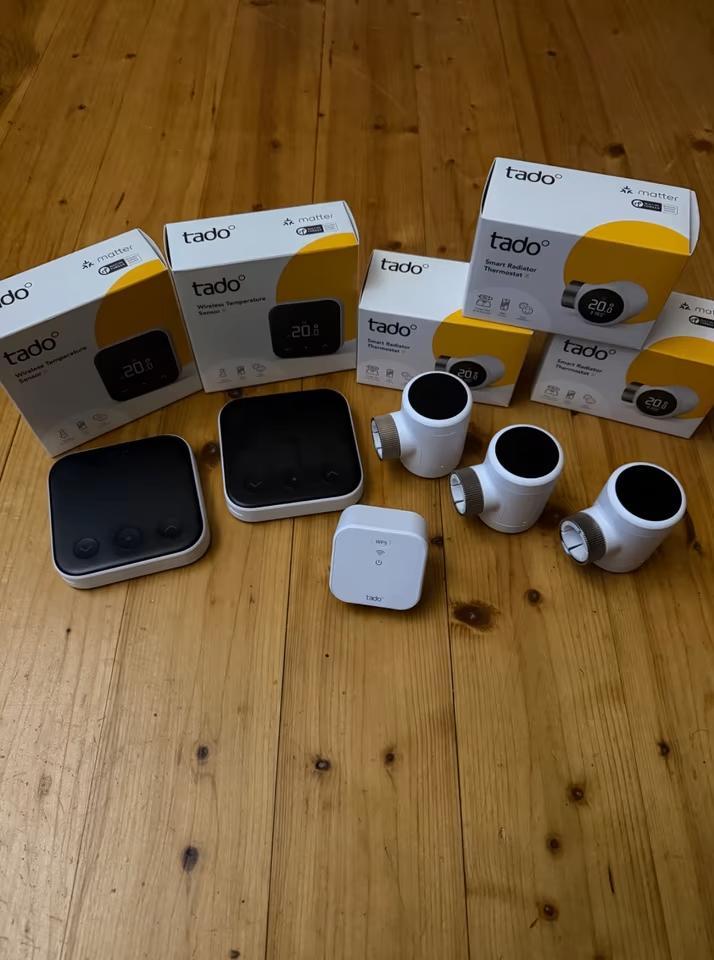 Tado X - 3xThermostate X + 2xWireless Thermostat X + BridgeX, Doe-het-zelf en Bouw, Thermostaten, Zo goed als nieuw, Ophalen of Verzenden