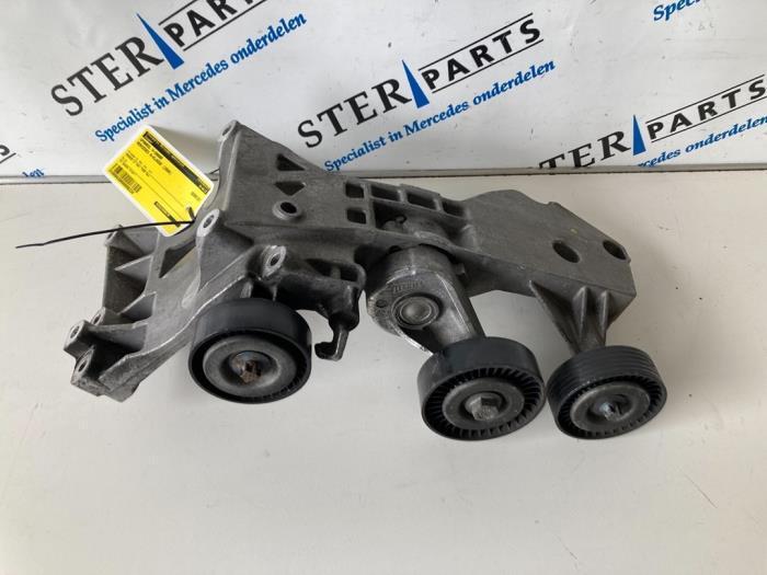 Spanrol V-Snaar van een Mercedes A-Klasse, Auto-onderdelen, Motor en Toebehoren, Mercedes-Benz, Gebruikt, 3 maanden garantie, Ophalen of Verzenden