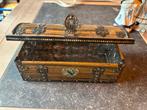 Boîte métallique ancienne, Verzamelen, Ophalen, Gebruikt