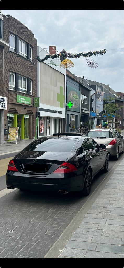 Mercedes cls 320, Autos, Mercedes-Benz, Particulier, CLS, Diesel, Coupé, 4 portes, Automatique, Noir, Noir, Cuir, Propulsion arrière