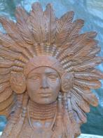 beeld of buste van een indiaan in roestig gepatineerd gietij, Tuin en Terras, Nieuw, Ophalen of Verzenden, Mensenbeeld, Metaal