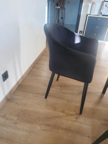 Zwarte suede stoelen (6stuks), Huis en Inrichting, Stoelen, Ophalen of Verzenden, Zo goed als nieuw