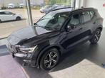 Volvo XC40 PLUS DARK BENZINE AUTOMAAT OPEN DAK (bj 2024), Auto's, Stof, Gebruikt, Zwart, 5 zetels