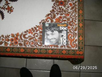 Een CD van André Bocelli beschikbaar voor biedingen
