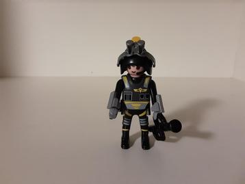 PLaymobil politie-agenten en boeven - 3 EUR/stuk beschikbaar voor biedingen