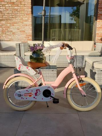 Roze unicorn meisjesfiets van het merk SJOEF 16'' inch