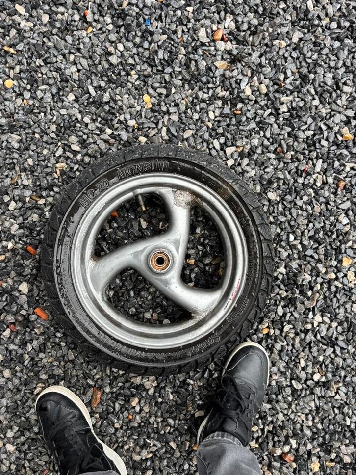 Band aerox  , vivacity , zip (prijs zie beschrijving), Fietsen en Brommers, Brommeronderdelen | Scooters, Beta, Overige typen