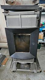 Pelletkachel met speksteen, Ophalen, Pelletkachel