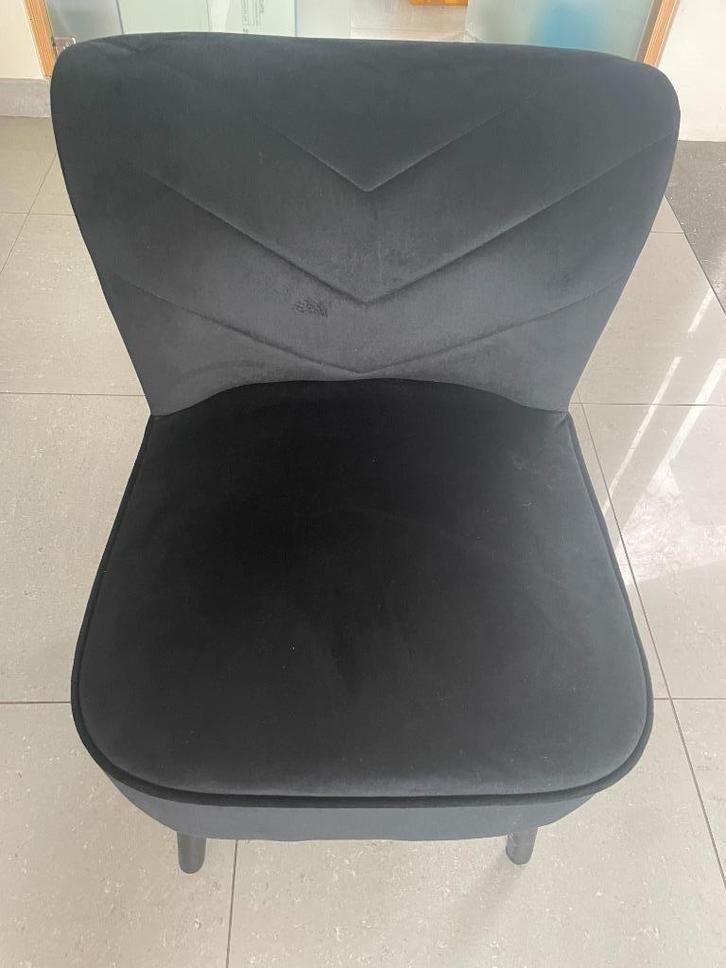 Fauteuil en velours noir, Maison & Meubles, Fauteuils, Comme neuf, Enlèvement