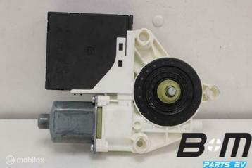 Raammotor rechtsvoor VW Tiguan 5N 5N0959701E beschikbaar voor biedingen