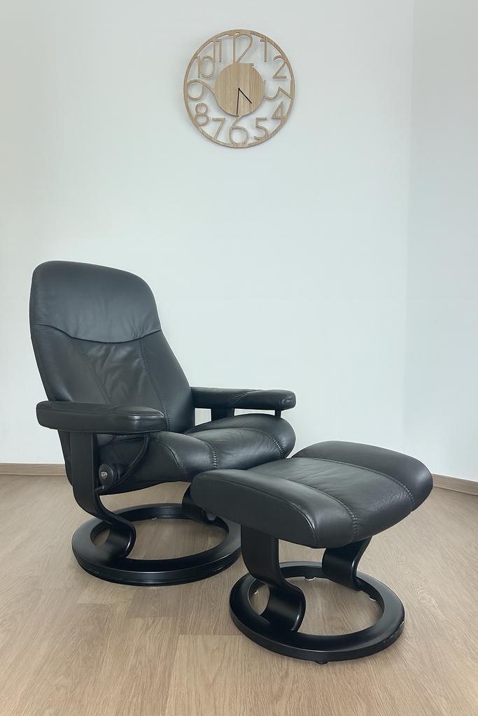 Design Fauteuil Stressless incl. Voetenbank, Huis en Inrichting, Fauteuils, Zo goed als nieuw, Ophalen