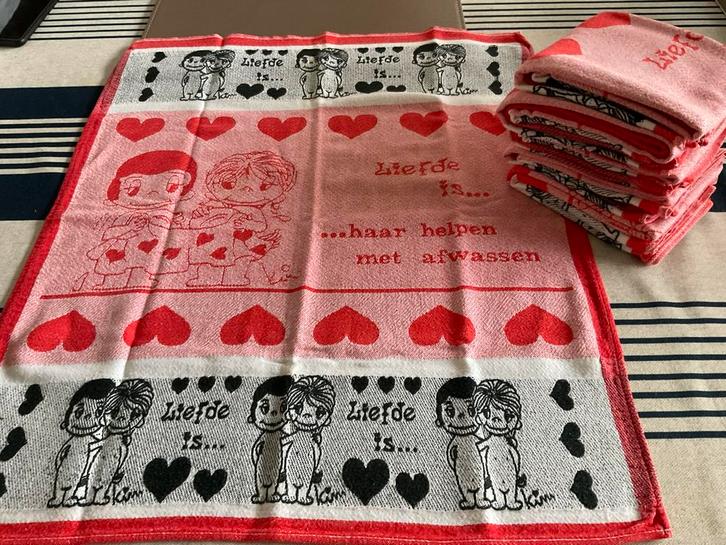 5 ORIGINELE LIEFDE is…VAATDOEKEN in nieuwstaat! (40jaar oud), Verzamelen, Merken en Reclamevoorwerpen, Zo goed als nieuw, Ophalen of Verzenden