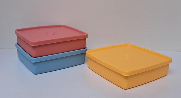 Tupperware™ Lunchbox « Tartinette » 330 ml x 3, Maison & Meubles, Cuisine| Tupperware, Neuf, Boîte, Bleu, Jaune, Brun, Envoi