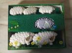 nieuw cadeau doosje set schaapjes 2grote en 3kleine zeepjes, Diversen, Ophalen of Verzenden, Nieuw