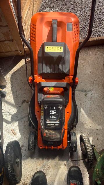 Material power plus tondeuse scarificateur coupe bordure beschikbaar voor biedingen