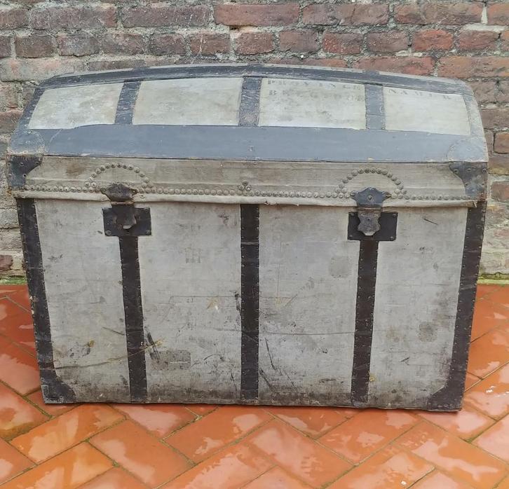 Grote 19e Eeuws pakboot trunk Bernard Paris, Antiek en Kunst, Antiek | Woonaccessoires, Ophalen