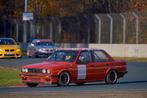 Trackday auto te koop bmw 323i e30, Auto's, BMW, 4 deurs, Achterwielaandrijving, Zwart, 2300 cc