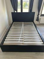 IKEA MALM 140x200, Huis en Inrichting, Slaapkamer | Bedden, Ophalen, Zwart, 140 cm, Zo goed als nieuw