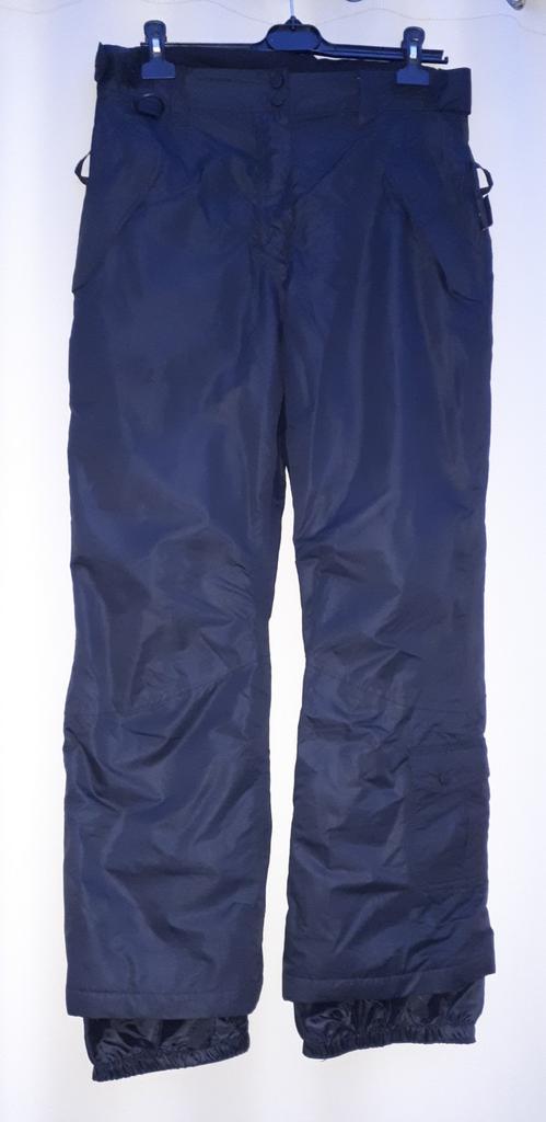 1 zwarte skibroek maat 42 merk  Crivit, Kleding | Dames, Wintersportkleding, Gedragen, Broek, Maat 42/44 (L), Ophalen of Verzenden