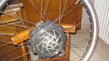 een nieuw  achterwiel  voor e-bike specialized   turbo  s tu beschikbaar voor biedingen
