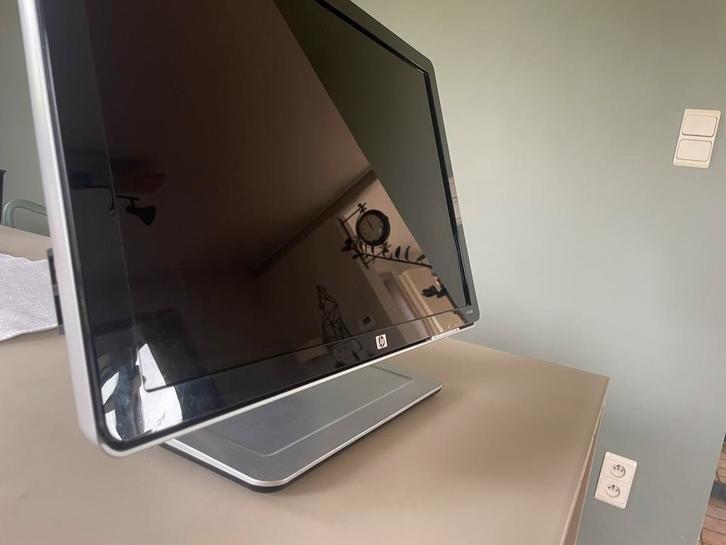 Monitor HP 22 inch Gaming, Computers en Software, Monitoren, Gebruikt, DVI, Gaming, In hoogte verstelbaar, Ophalen