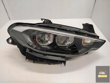 Fiat Tipo LED Lens Wit Boven Zwart Onder Rechts beschikbaar voor biedingen