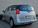 Peugeot 5008 1.6 HDi Premium Airco Cruise Sensor Trekhaak, Auto's, 5 deurs, Dealer onderhouden, 80 kW, Verlengde garantie